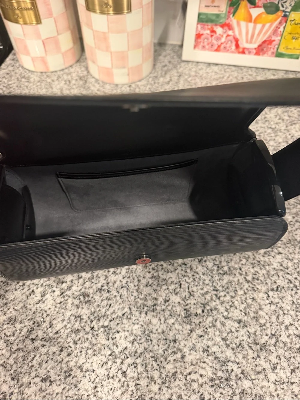 Louis Vuitton easy shoulder wear